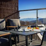 Kras-resort 301 I 303 Z Widokiem Na Gory, Prywatnym Jacuzzi Na Tarasie I Sauna Апартаменти