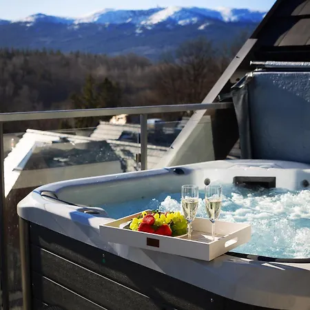 Kras-resort 301 I 303 Z Widokiem Na Gory, Prywatnym Jacuzzi Na Tarasie I Sauna 斯克拉斯卡波伦巴